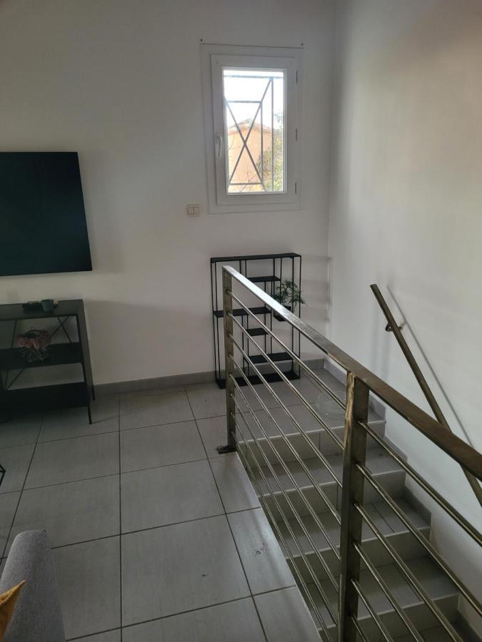 Appartement Avec Exterieur Aigues-Mortes Ngoại thất bức ảnh